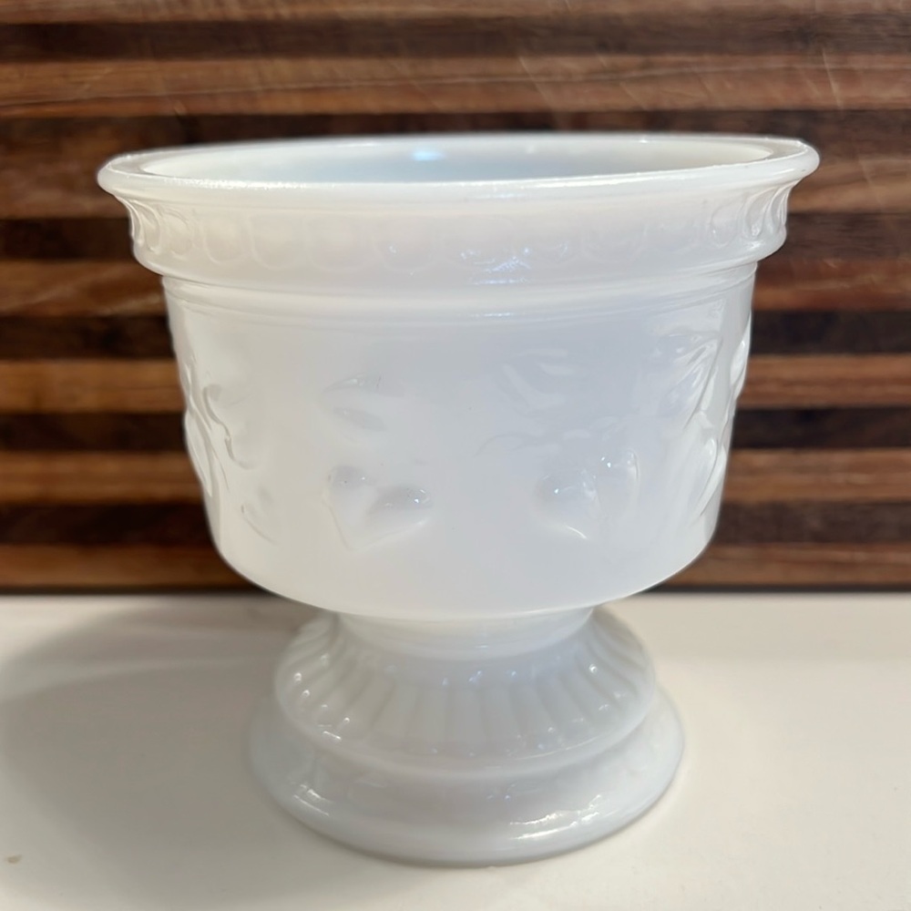Vintage Indiana Glass Milk Glass Pedestal Dish – Harvest‎ Grape Pattern